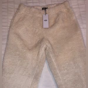 Fluffy UGG sweatpants